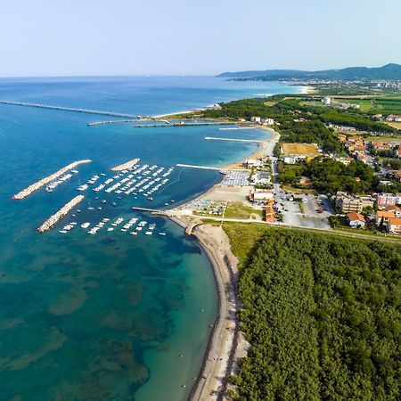 Hotel Quisisana Вада Екстериор снимка