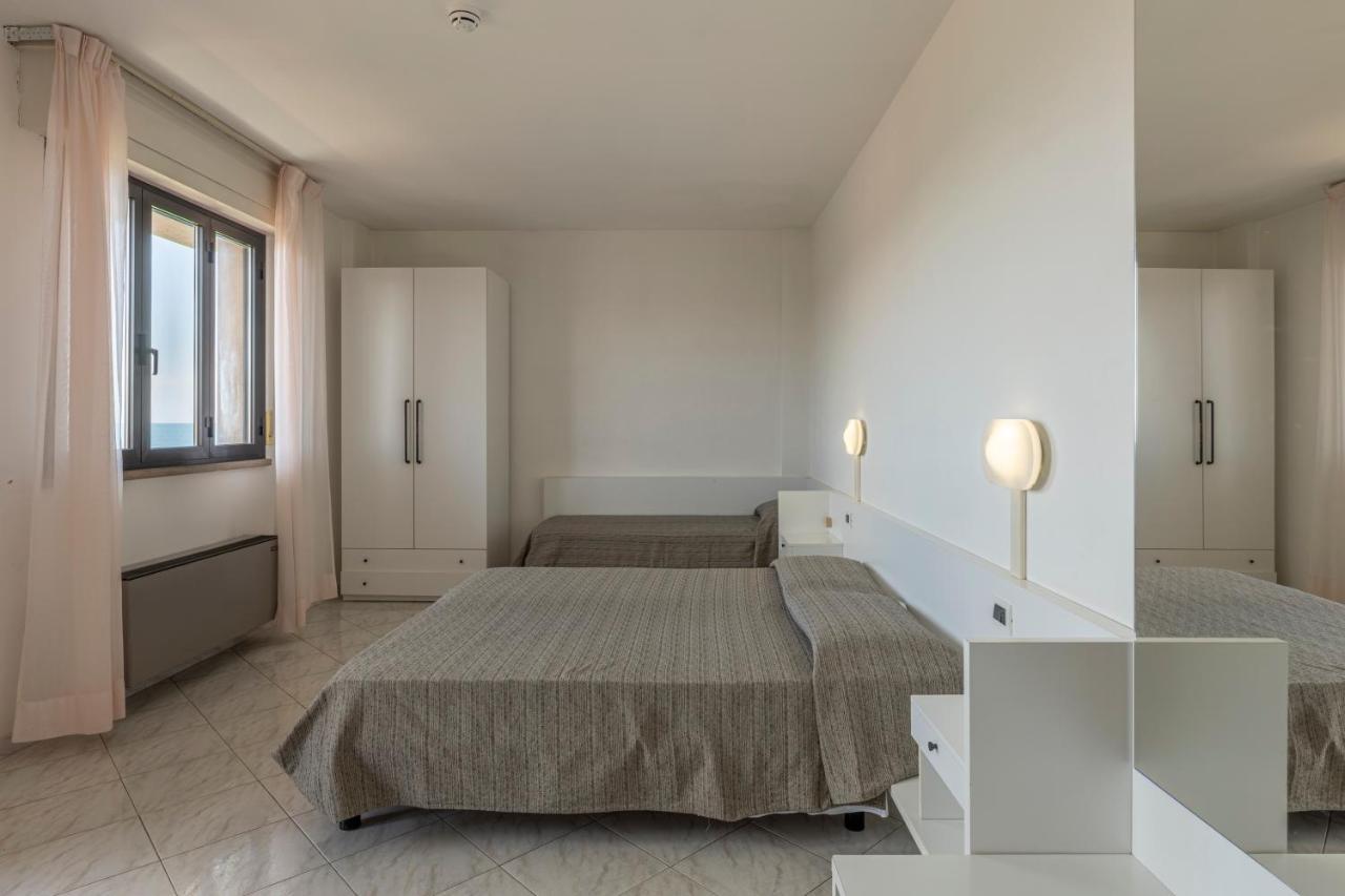 Hotel Quisisana Вада Екстериор снимка