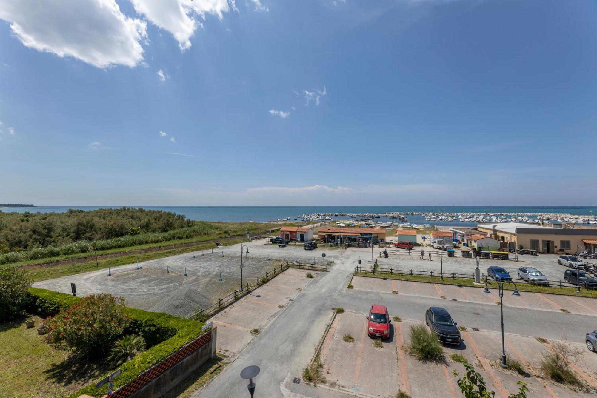Hotel Quisisana Вада Екстериор снимка